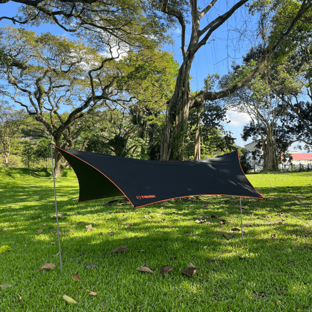 TAHAN Panthera 3x4M Butterfly Tarp | TAHAN TAHAN Panthera 3x4M Butterfly Tarp, TAHAN, TAHAN Butterfly Tarp 3x4M lifestyle 2,